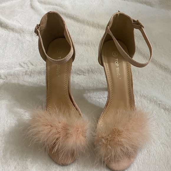 Blush suede strap sandal. - Picture 3 of 4